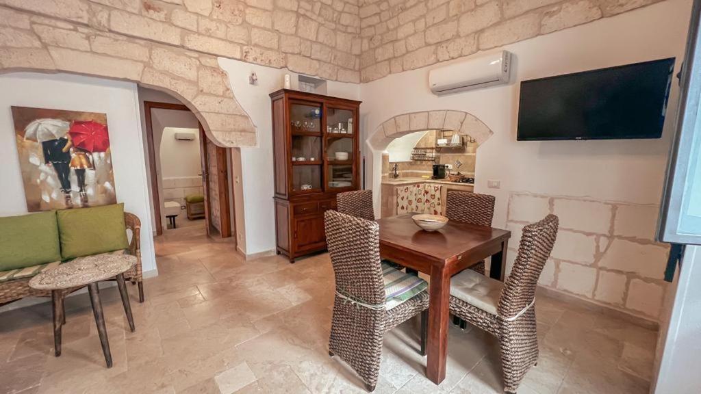 Bombonera Apartment ออสตูนี ภายนอก รูปภาพ